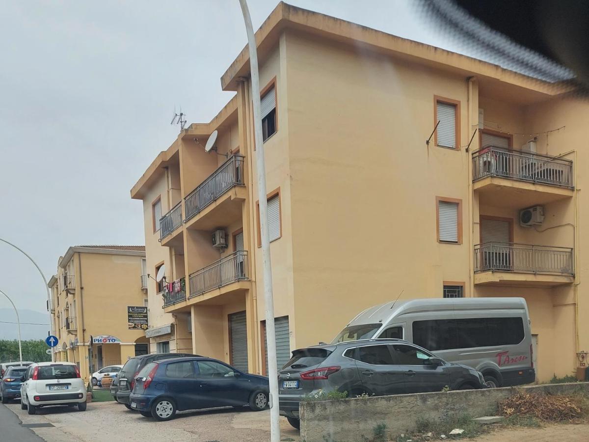 Affittacamere Center Room Tortoli Exterior photo