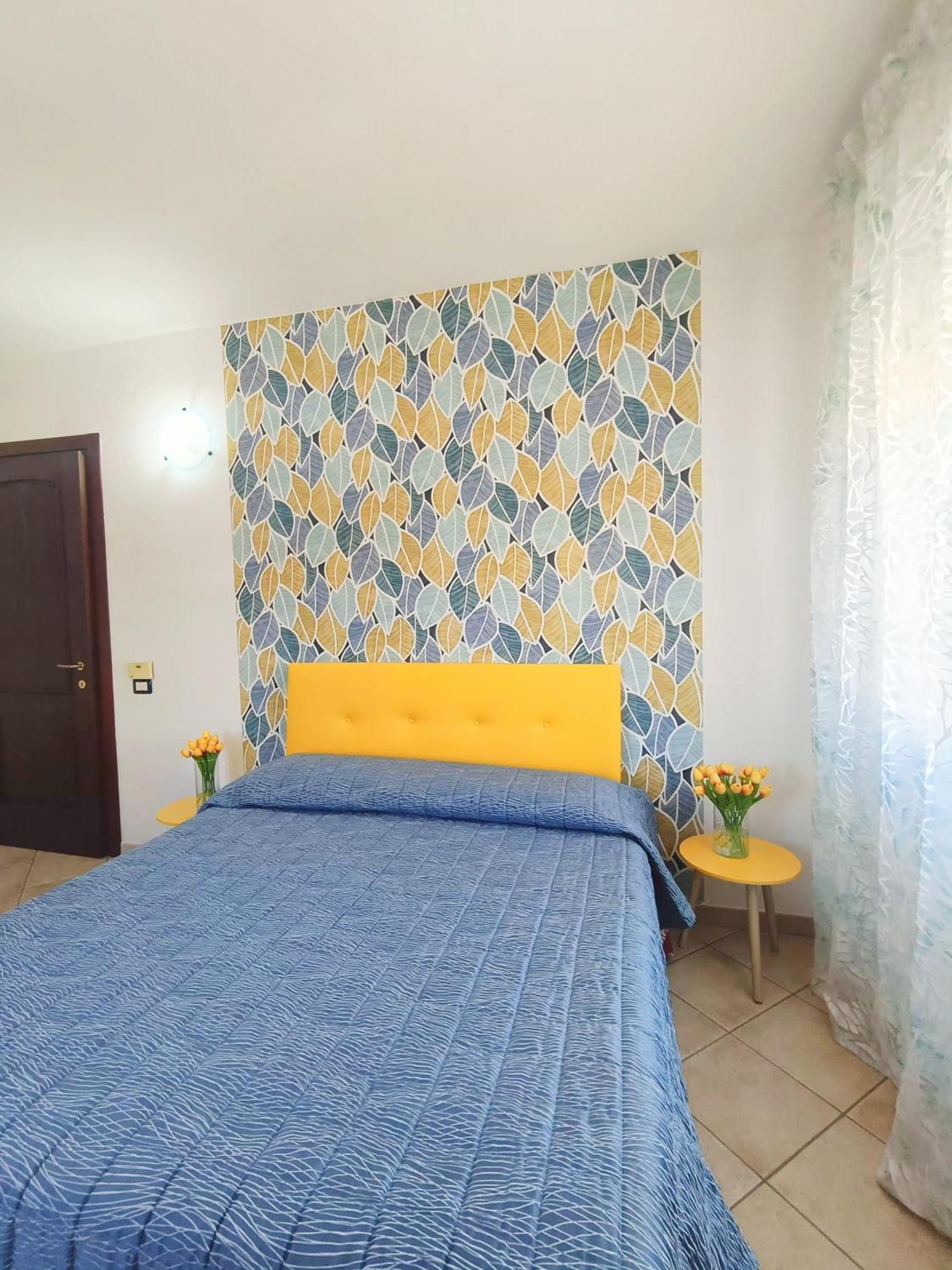 Affittacamere Center Room Tortoli Exterior photo